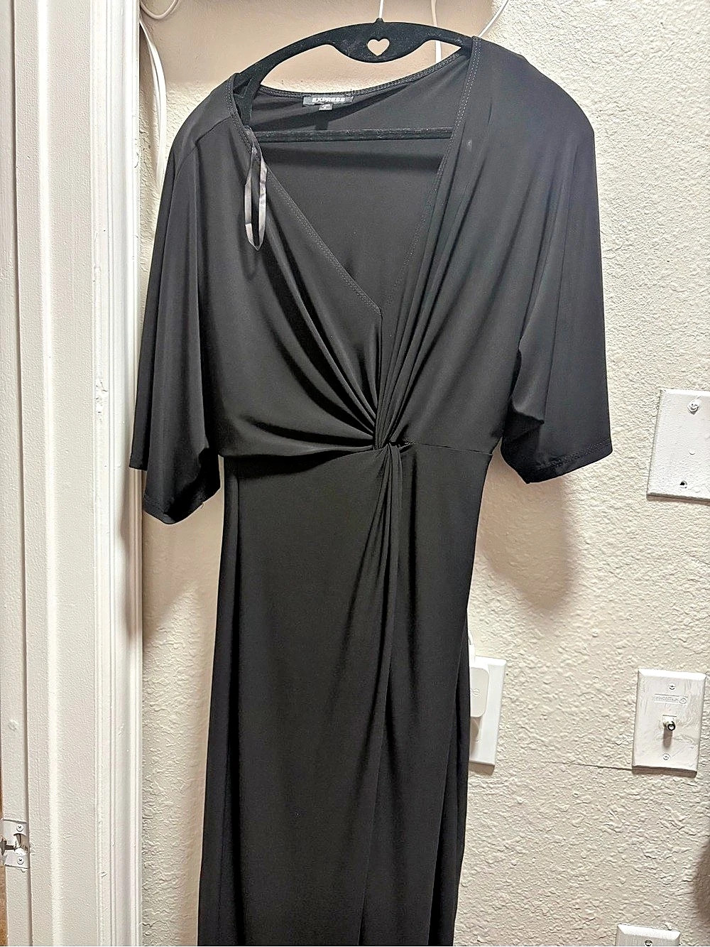 Express Black Twist Front Short Sleeve Midi Dress Size Small